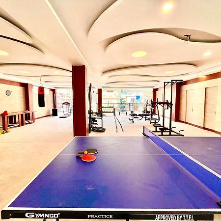 Vista Resort, Manali - ! Near Mall Road !! Hot & Cold Ac Rooms !! Best Selling !! Big Parking !! Luxury Collection !! Open Terrace !! Lift !! Playing Zone !! Property Of The Year ! Экстерьер фото