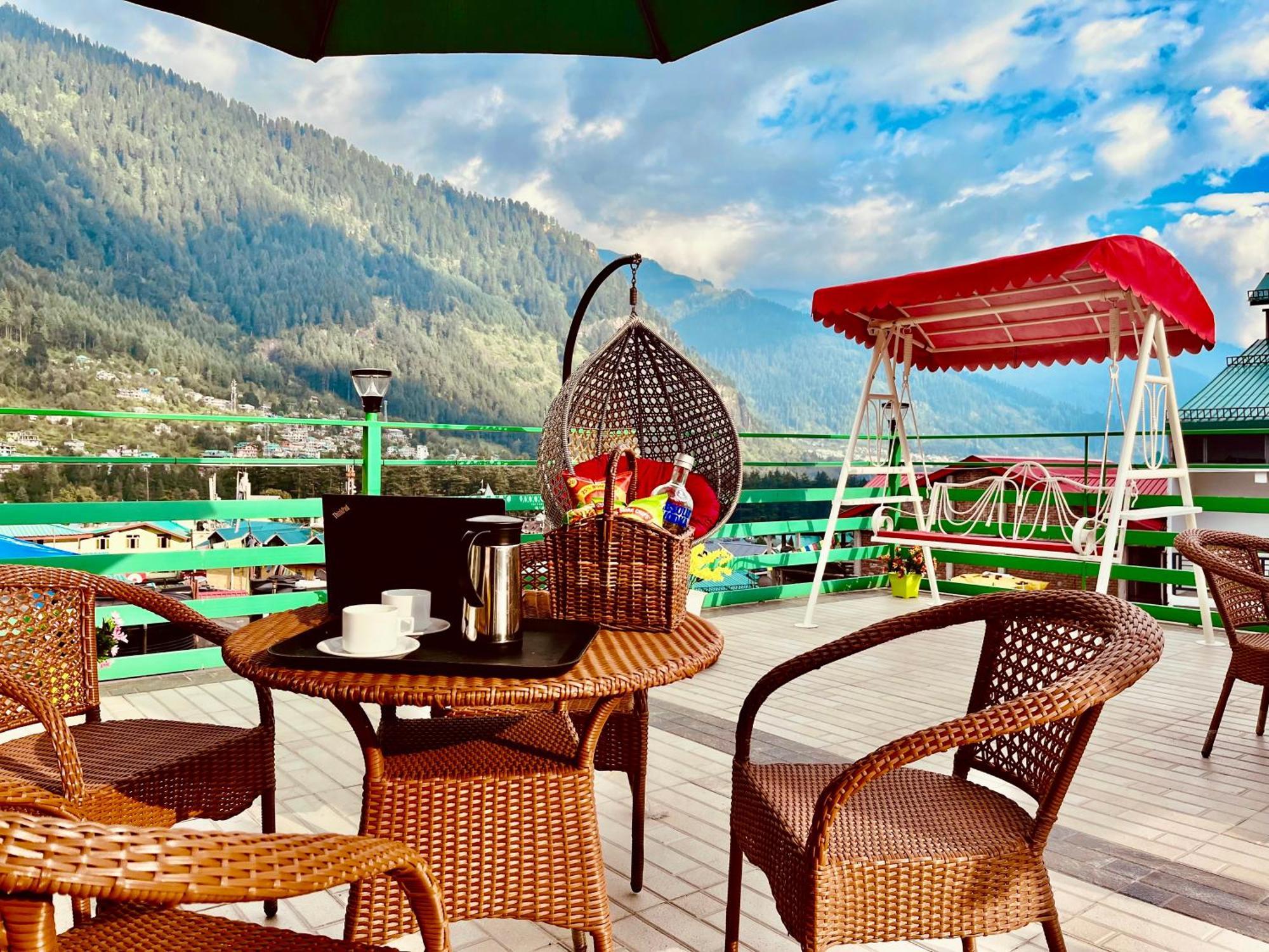Vista Resort, Manali - ! Near Mall Road !! Hot & Cold Ac Rooms !! Best Selling !! Big Parking !! Luxury Collection !! Open Terrace !! Lift !! Playing Zone !! Property Of The Year ! Экстерьер фото