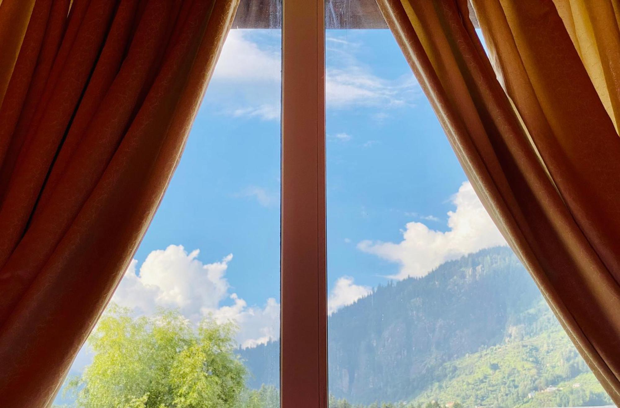 Vista Resort, Manali - ! Near Mall Road !! Hot & Cold Ac Rooms !! Best Selling !! Big Parking !! Luxury Collection !! Open Terrace !! Lift !! Playing Zone !! Property Of The Year ! Экстерьер фото