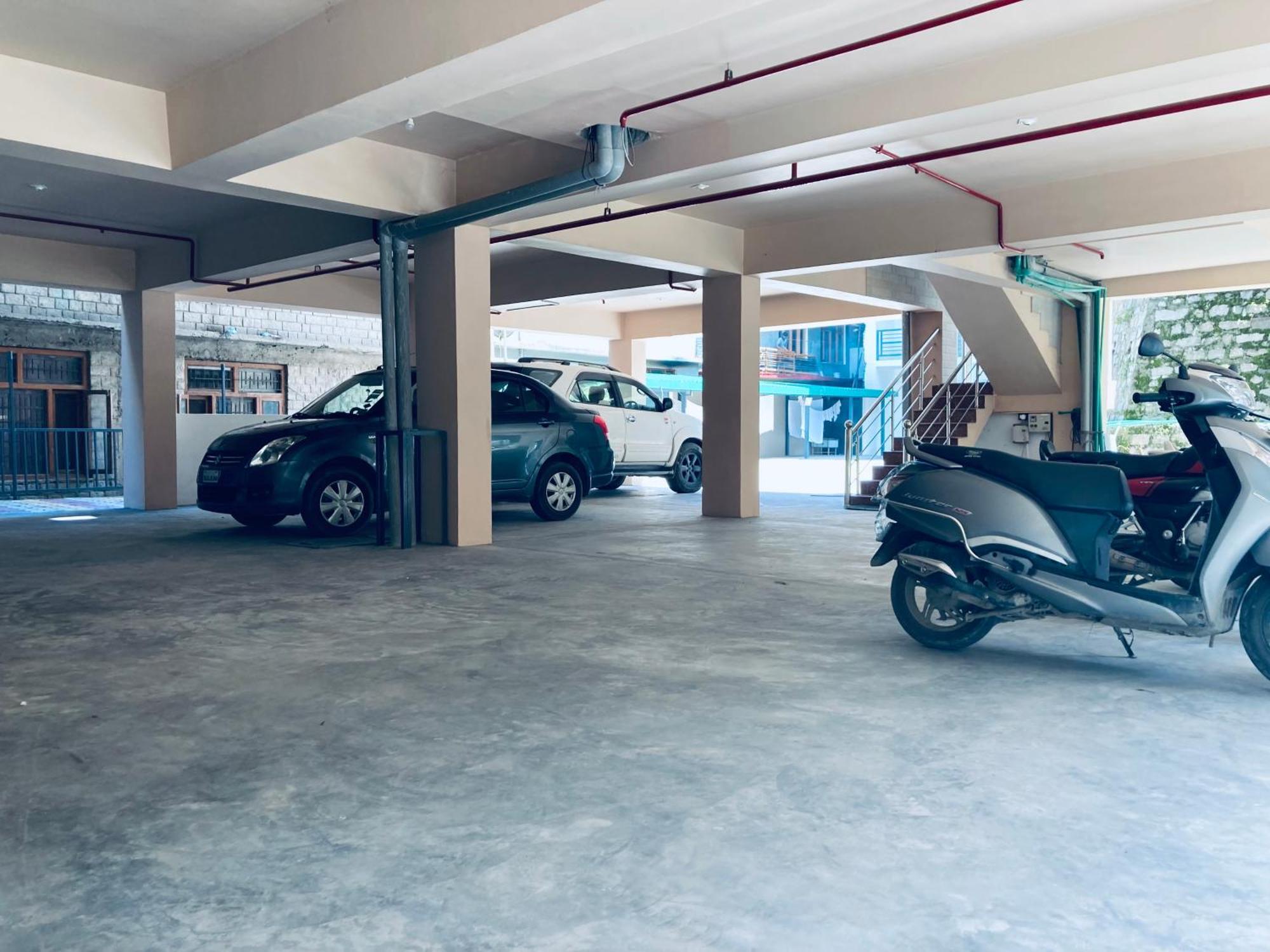 Vista Resort, Manali - ! Near Mall Road !! Hot & Cold Ac Rooms !! Best Selling !! Big Parking !! Luxury Collection !! Open Terrace !! Lift !! Playing Zone !! Property Of The Year ! Экстерьер фото